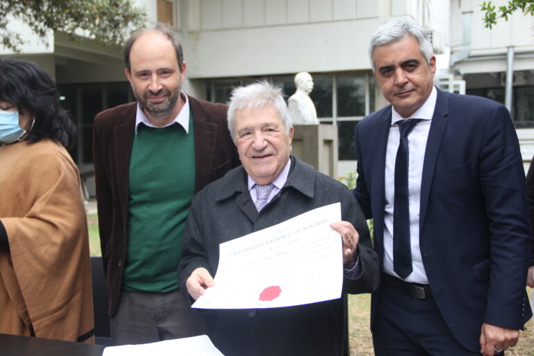 El Dr. Hugo Tanno recibió el Título de Profesor Honorario de la Facultad de Ciencias Médicas de la UNR.