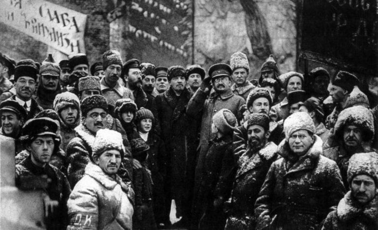 Lee más sobre el artículo <strong>La Revolución Rusa. Procesos, debates e interpretaciones.</strong>