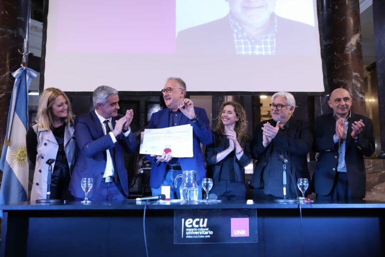 Lee más sobre el artículo Honoris causa a Carlos Scolari