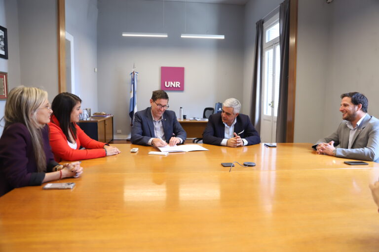 Lee más sobre el artículo Convenio con el Ministerio de Educación de Santa Fe