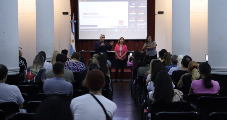 Lee más sobre el artículo Más de 600 estudiantes en el Programa Otra Vuelta