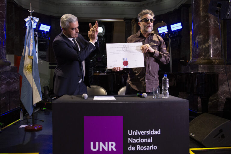 Lee más sobre el artículo Fito Páez Honoris Causa de la UNR