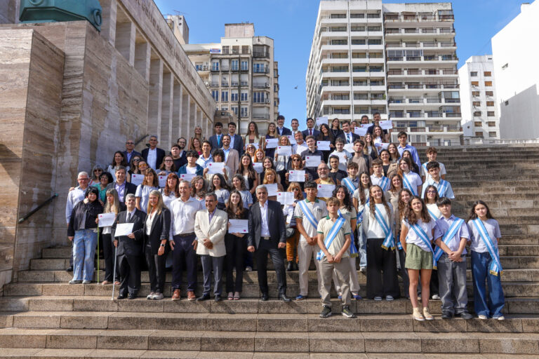 Lee más sobre el artículo La UNR celebra 57 años con “orgullo”