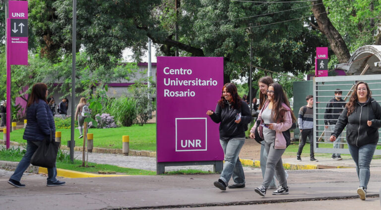 Lee más sobre el artículo La UNR reconocida internacionalmente por su calidad educativa