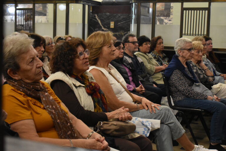 Lee más sobre el artículo Convocatoria abierta: Observatorio de Medios de Comunicación sobre vejeces y envejecimiento