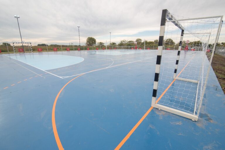 Lee más sobre el artículo Convocatoria Licitación Pública N° 3/2026 – Playón Polideportivo Área CUR