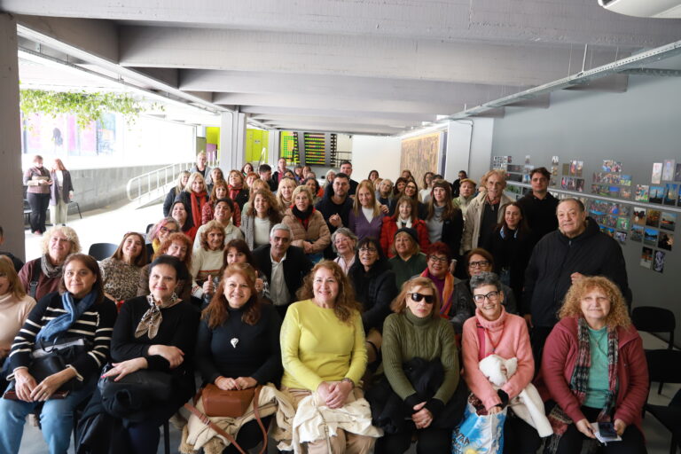 Lee más sobre el artículo Personas mayores se suman a “Guías por un día”