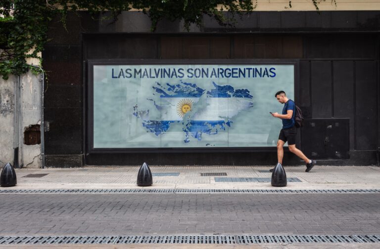 Lee más sobre el artículo Malvinas: un giro que abre nuevos interrogantes
